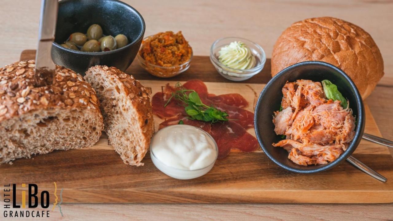 Hotel & Grandcafe Libo Aalden Экстерьер фото